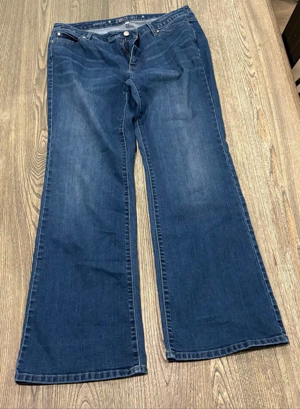 Jennifer Lopez Women's Whisker Faded Cotton Blend Bootcut Jeans Blue Size 16W